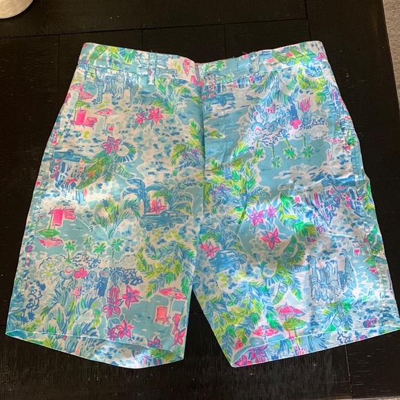 Lilly Pulitzer Other - NWOT Mens Lilly shorts size 34